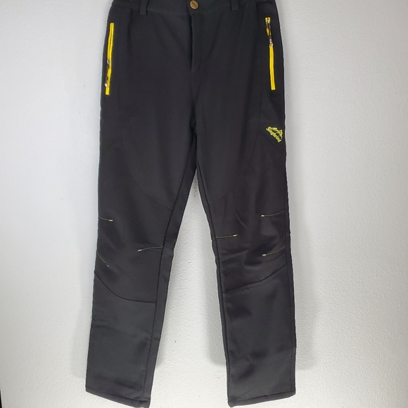 singbring hiking pants